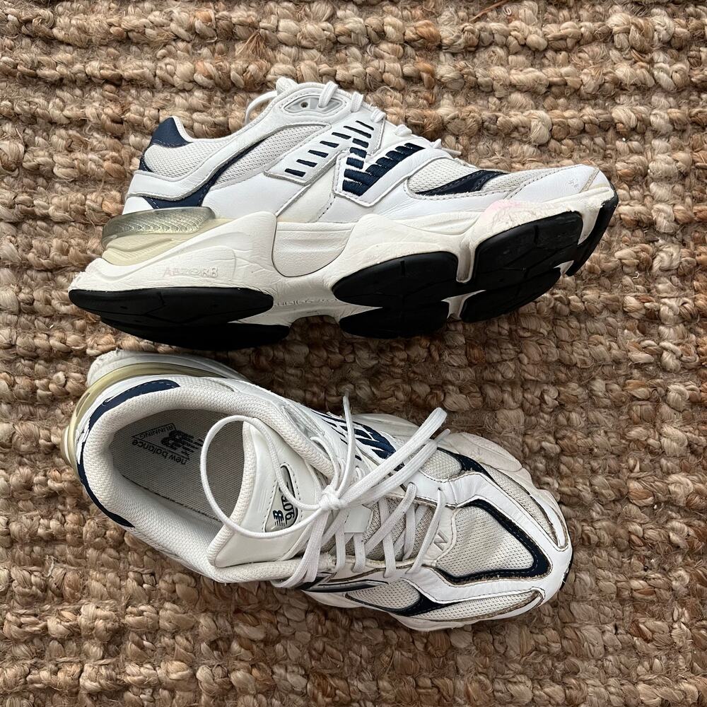 New Balance 9060 White Navy Chunky Dad Sneakers Men 8.5 Women 10 U9060VNB